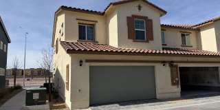 925 Violet Heron Street Gallery 1