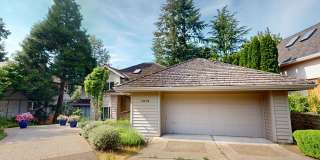 Desirable West Linn!!! 9 Month Lease Only, Two En-Suites, High Vaulted Ceilings, Backs To Greenspace, Pet Friendly! Gallery 1