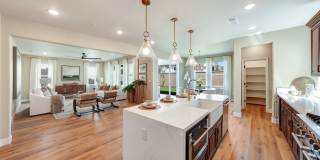 137 N Un St Gallery 23