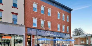 145 Main Street unit: 302 Gallery 1