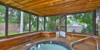 3 Beds 2 Baths Home with Jacuzzi & 2-Car Garage in Clearwater! Gallery 32