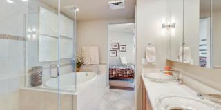 140 E Rio Salado Pkwy Unit 302 Gallery 12