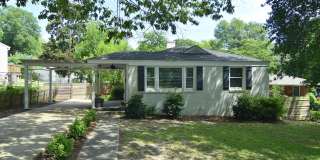 PRE-LEASING FOR July 15th 2026! 2BR 1BA Rosewood home with large backyard Gallery 1