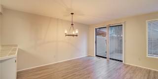 2Bd/1.5Ba Kirkland Townhome Gallery 7