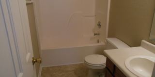 Perry Twp - 4 bedroom Gallery 3