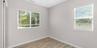 4904 54th St. Gallery 7