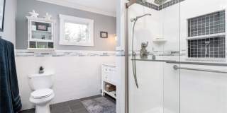 61 Atlantic Avenue Gallery 17