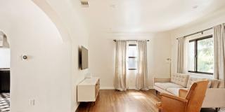 3720 Military Ave Gallery 7