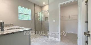 3512 50th St W Gallery 17