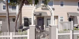 Stunning 3-bedroom and 2.5-bathroom Townhouse (Located in Mariner Place, Ewa Beach, HI) Gallery 1