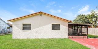 7306 SW 3rd Ct Gallery 18