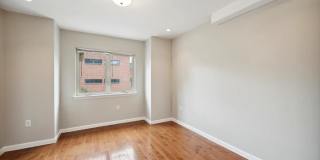 528 S 13TH Street Gallery 15