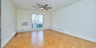 18 Pond Street - 23 Gallery 2