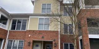 Charming 1-Bedroom Home in Secure Cary Location with Modern Finishes! Gallery 1