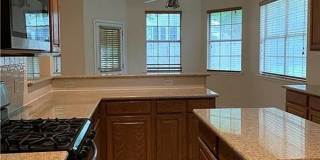 Room in 5 Bedroom Home at Fort Grant Dr Gallery 4