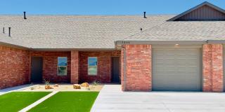 PRE-LEASING FOR A JULY MOVE-IN!! Great 2 Bedroom, 2 Bath Townhouse in Escondido - Frenship ISD Gallery 1