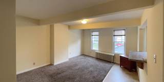 315 LAUREL Boulevard Gallery 1