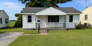 Beautiful 3BD/1BA Available Now Gallery 1