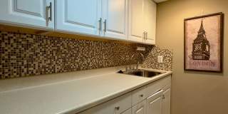Spacious 4-Bedroom Single Family House in Baltimore Gallery 13
