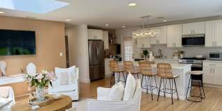 2174 Bay Boulevard Gallery 4