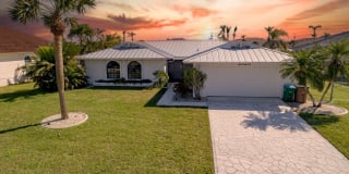 2020 Southeast 20th Lane Gallery 1