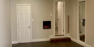 32 Hinckley Gallery 6
