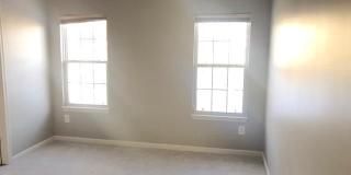 43046 FRANCIS Square Gallery 24