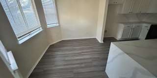 5106 Glennwood Gallery 5