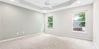 5 Lacrosse Street Gallery 14