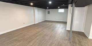 548 South Street Gallery 19