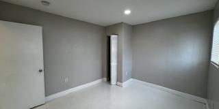 1920 Washington Avenue - 2 Gallery 9