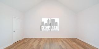 1135 West 21st Street Gallery 7