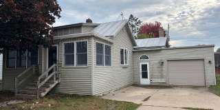 2 bedroom house with garage Gallery 1