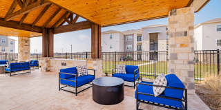 Landing at 2EightySeven Gallery 1