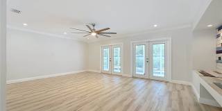 8270 30TH Avenue North Gallery 21