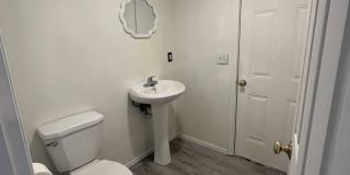3-Bedroom 1 1/2 bathroom home in Springfield Gallery 5