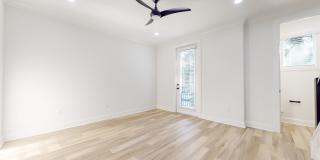 1520 N Pierce St Unit 5 Gallery 15