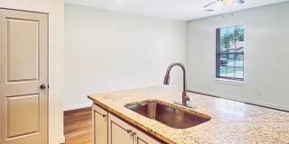 Stylish & Brand-New 3-Bed Home in Lawton Gallery 5