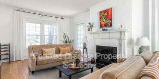 915 N Eugene St Gallery 9