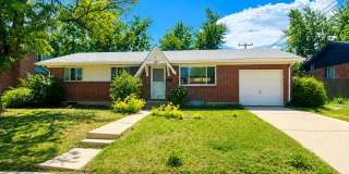 Spacious 4 Bed Home in South Boulder Near CU & Trails Gallery 1