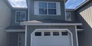Foxhill Commons - Fresh Paint and New Flooring Throughout!!! Gallery 1