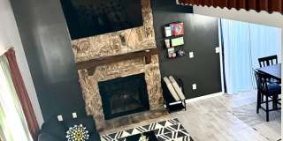 Charming Fully Furnished 2BR Condo in Fairborn Gallery 3