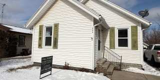 404 E Bird-Charming single family home for rent in Vandercook Lake Gallery 1