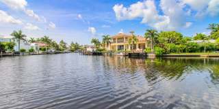 ** AQUALANE SHORES CUSTOM-DESIGNED 4 BEDROOM/5.5 BATH PRIVATE POOL HOME ** SEASONAL ** LUXURY ** AMAZING WATER VIEW ACCESS TO GULF OF MEXICO ** Gallery 31