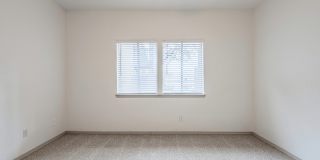 Oaks at Spring Valley Gallery 9