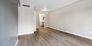 Pine Creek Apartments Gallery 41