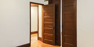 3637-39 N Paulina Gallery 21