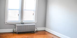 Essex-Morley and amp Barclay Apartments Gallery 13