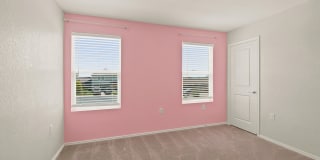 Beautiful 4-Bedroom Home with Golf & Clubhouse Access Gallery 22