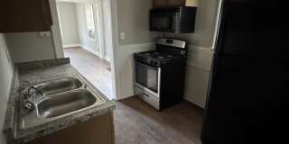 2422 East 70th Terrace Gallery 8